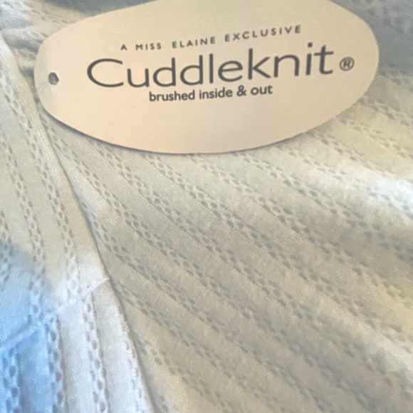 Miss Elaine Night Gown/Matching Robe - Picture 15 of 15